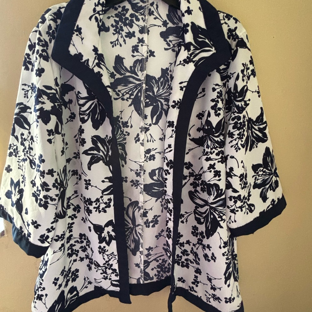Floral Black and White Open Jacket